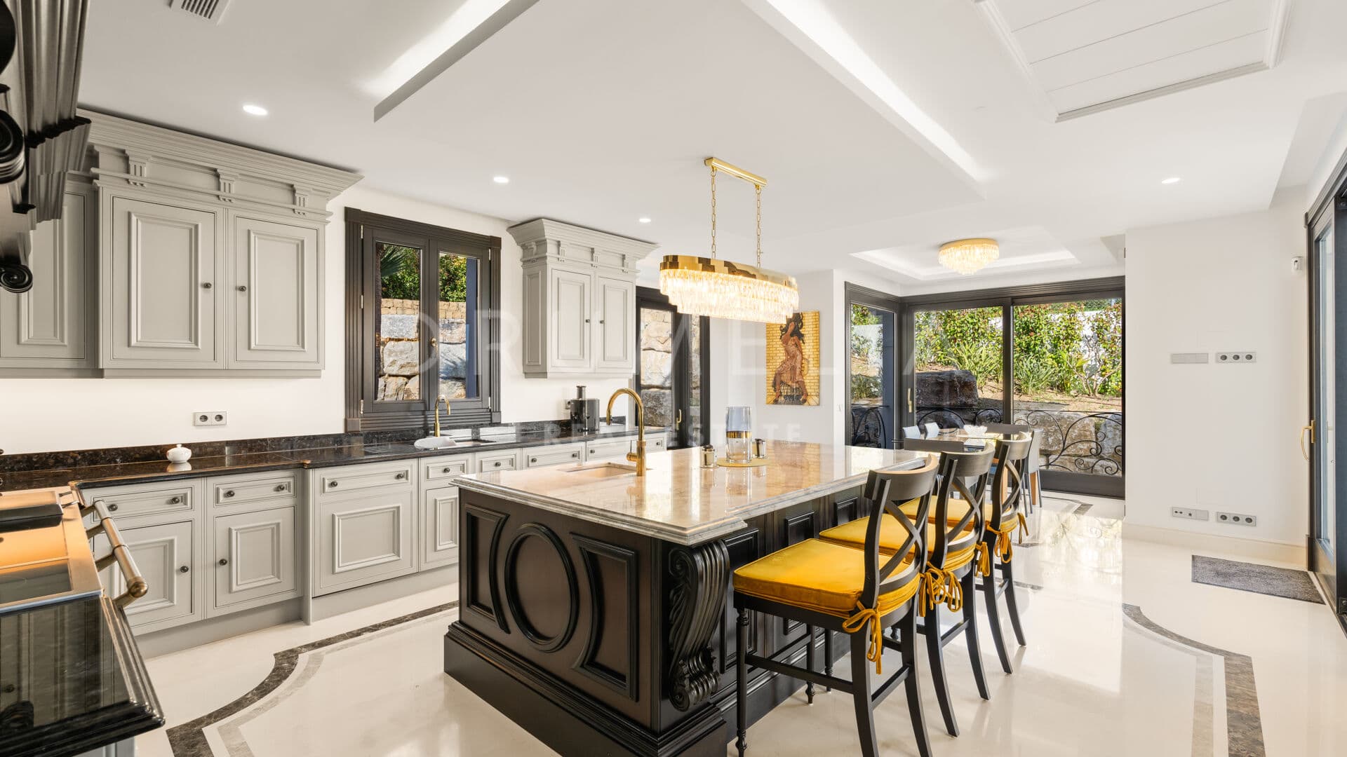 Grand Mansion with Panoramic Views in Sotogrande Alto